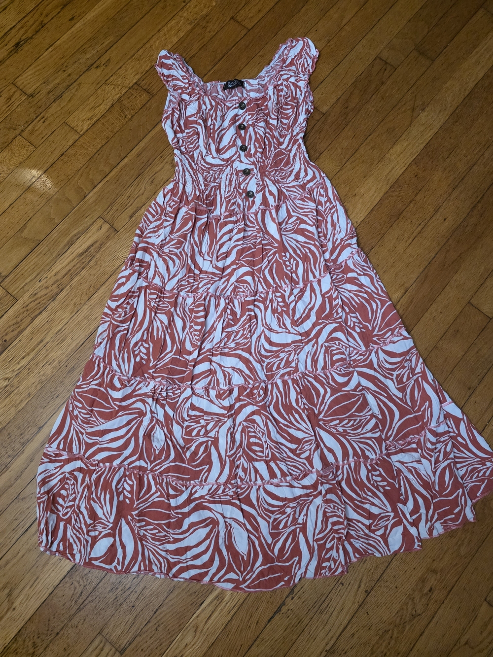 Floral Button-Front Midi Dress in Dusty Rose - Picture 2 of 3